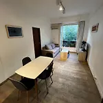 Hermoso Departamento En Zona Tranquila De Recoleta