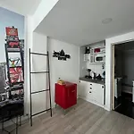 Tribeca Apartment Studio