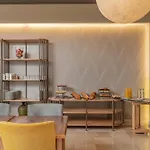 Argenta Tower Hotel & Suites