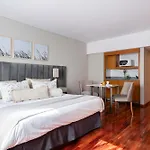 Argenta Tower Hotel & Suites