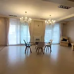 Triplex Moderno En El Centro Porteno