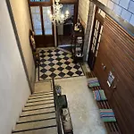 Hostel Carlos Gardel