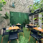 Intersur Suites