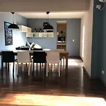 Circus Hostel