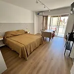 Av Callao, Moderno Studio 2 Pax