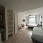 Clover Apartment Studio