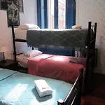 Ayres Portenos Hostel