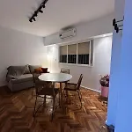 Dpto Completo, Luminoso Y Tranquilo En San Telmo