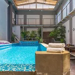 Prodeo Hotel + Lounge