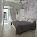 Apartamento Alberdi 1634