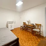 Palermo Accommodation Comfort And Style For Up To 3 People