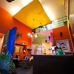 Cambalache Hostel