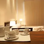 2055 Boutique Hotel * Low Cost *