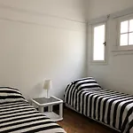 Antiguo Departamento Con Excelente Ubicacion