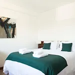 Hotel 6 De Octubre