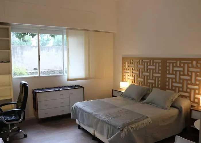 Muy Comodo Y Cerca De Todo, Ideal Para Jovenes !