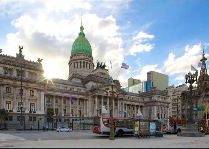 M & S Congreso