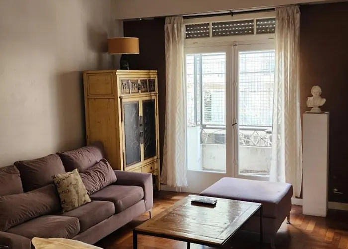 Timeless Charm Large Apartment