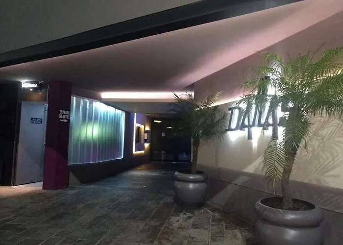 Dallas Hotel -Motel- (Adults Only)