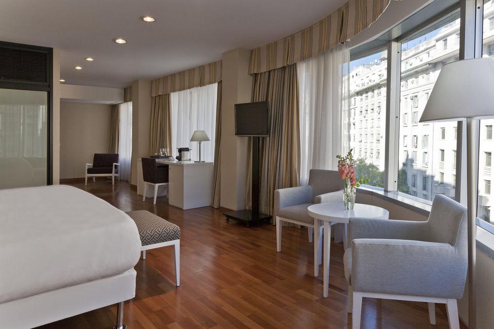 Nh Latino Hotel