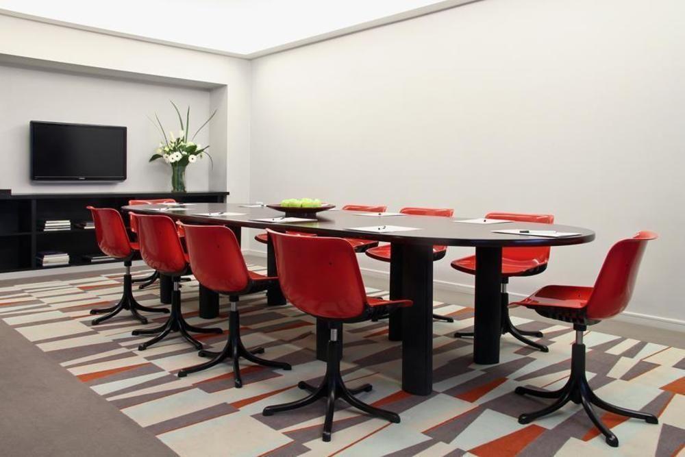 Aparthotel Monserrat