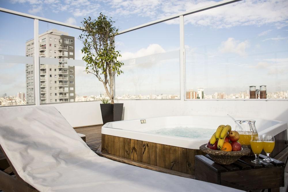 Isi Baires Aparthotel 3*