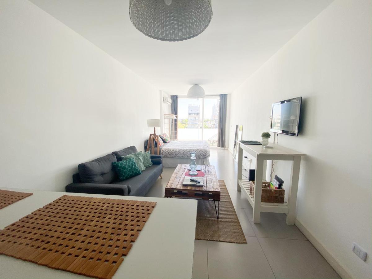 Vizion Hollywood Apartment *