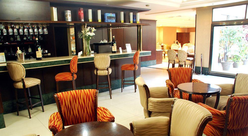 Hr Esmeralda Luxor Hotel