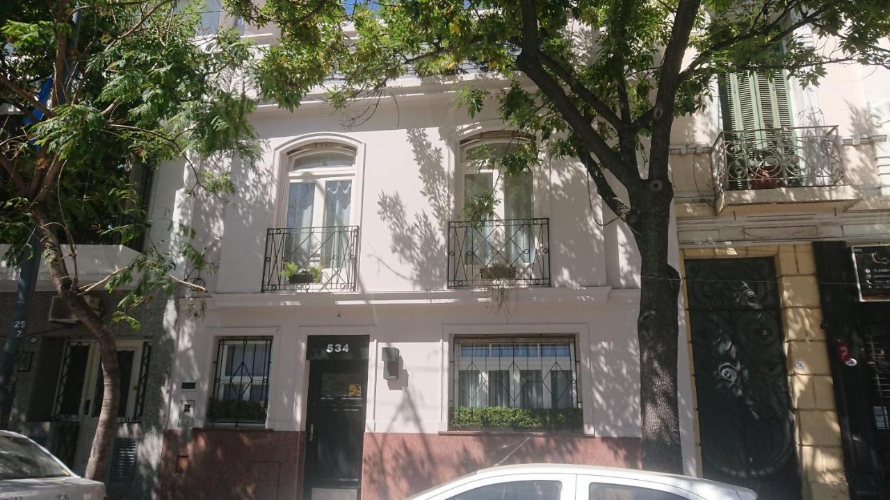 534 Petit San Telmo - & *