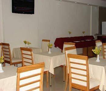 Al Porteno Hotel 3*