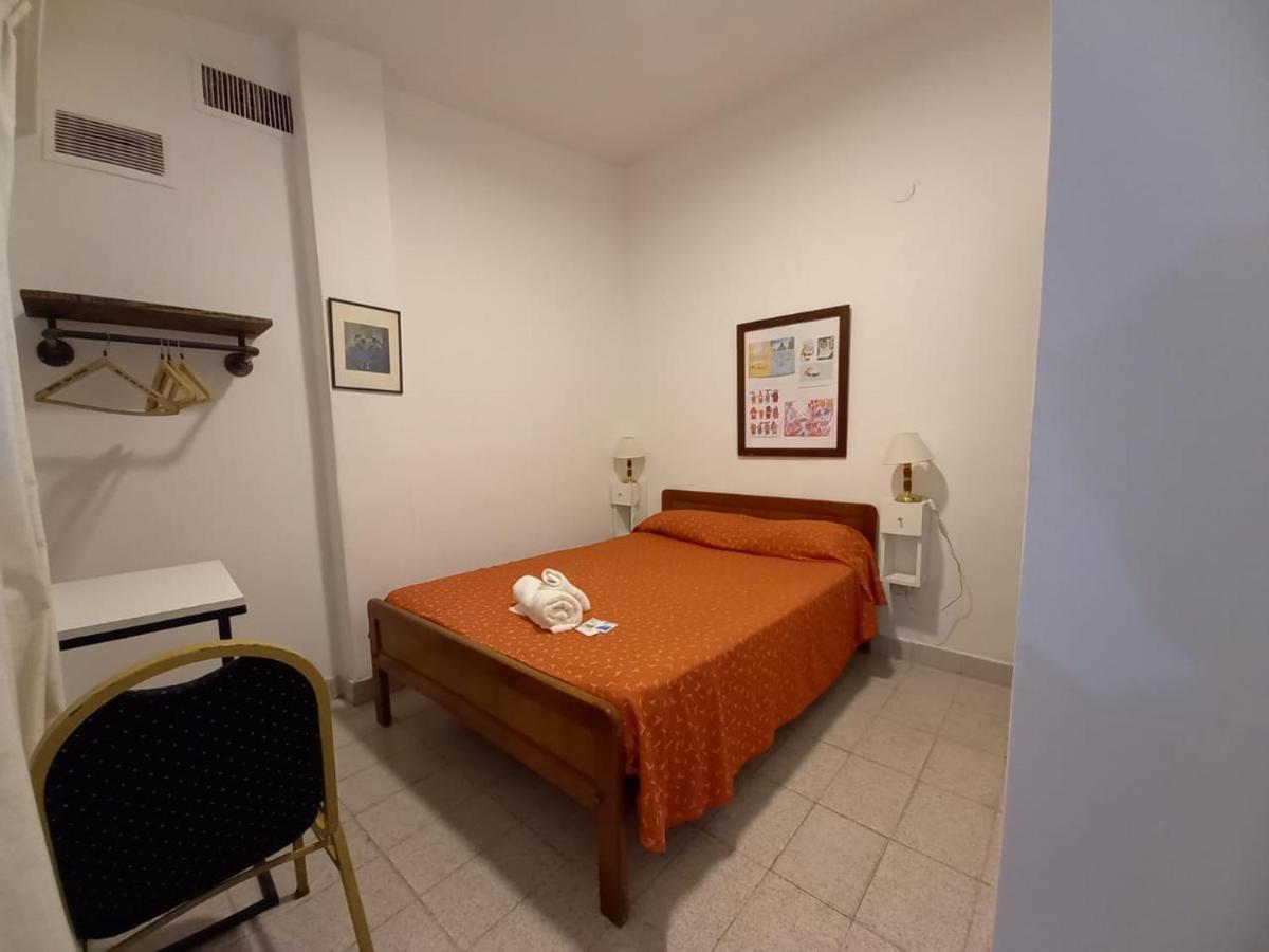 Hotel San Carlos 2*