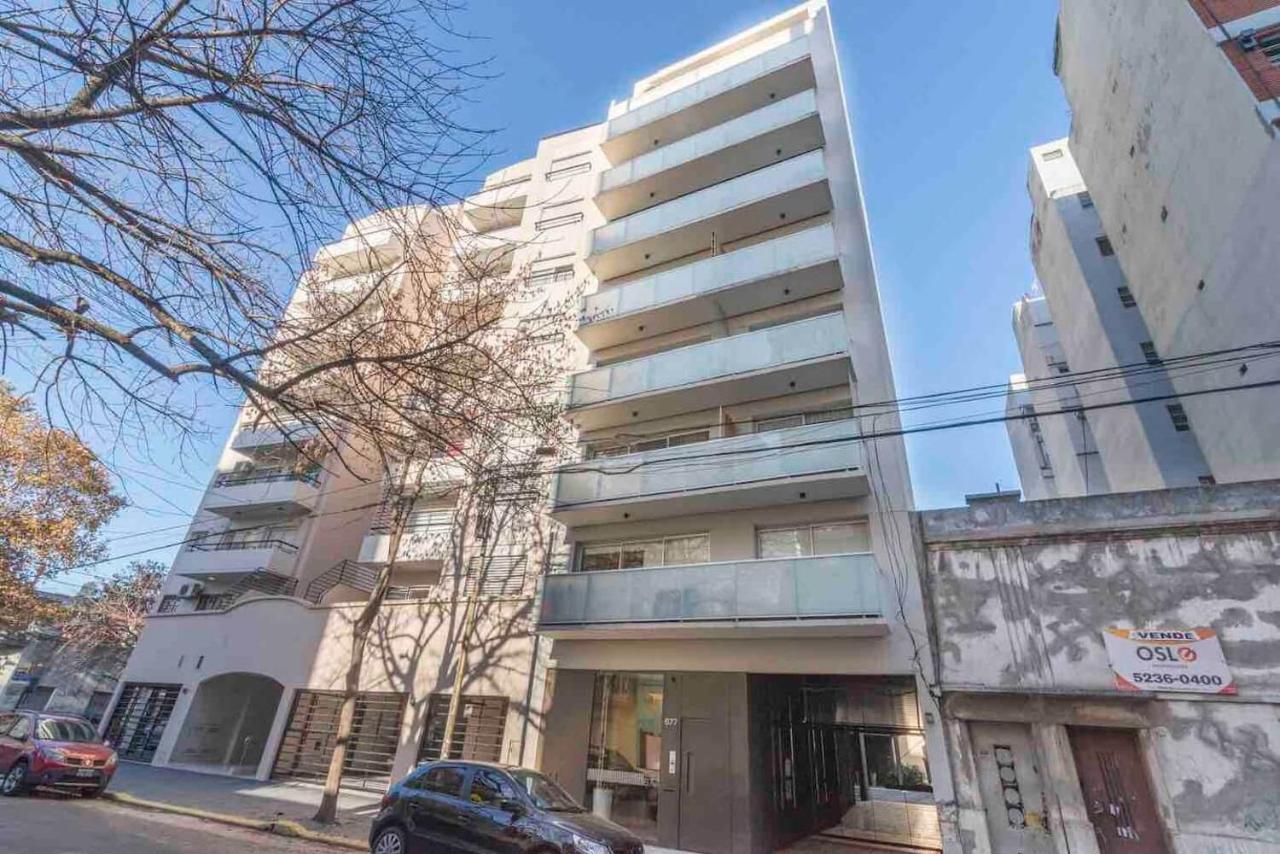 Apartment Palermo Thames 677 *