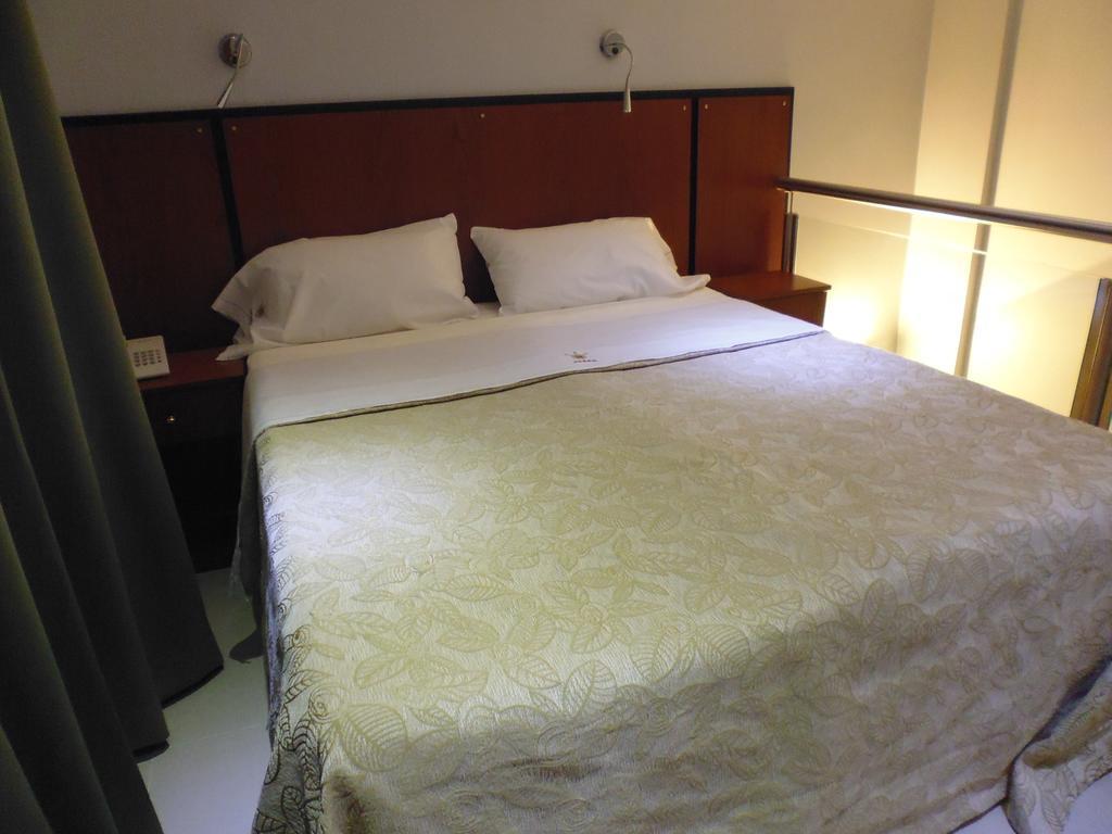 Hotel Athos Buenos Aires