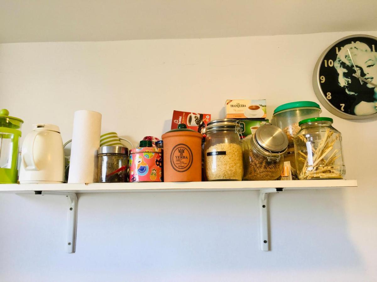 Homestay Privada En Depto 1 Persona, Solo Mujeres - San Telmo Buenos Aires
