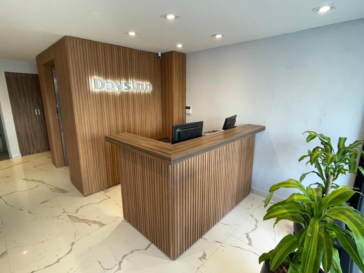 Days Devoto Buenos Aires