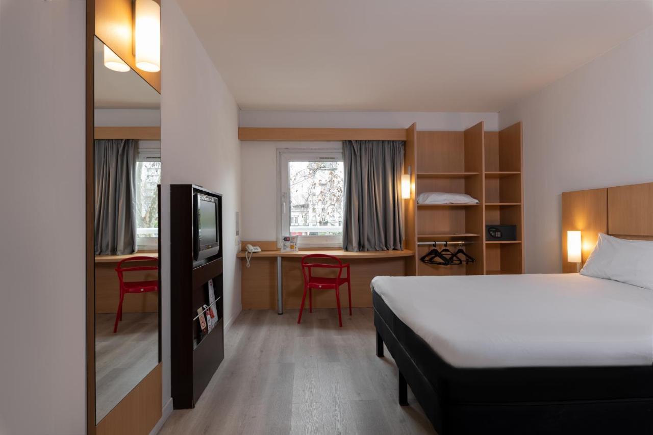 Ibis Congreso Hotel 3*
