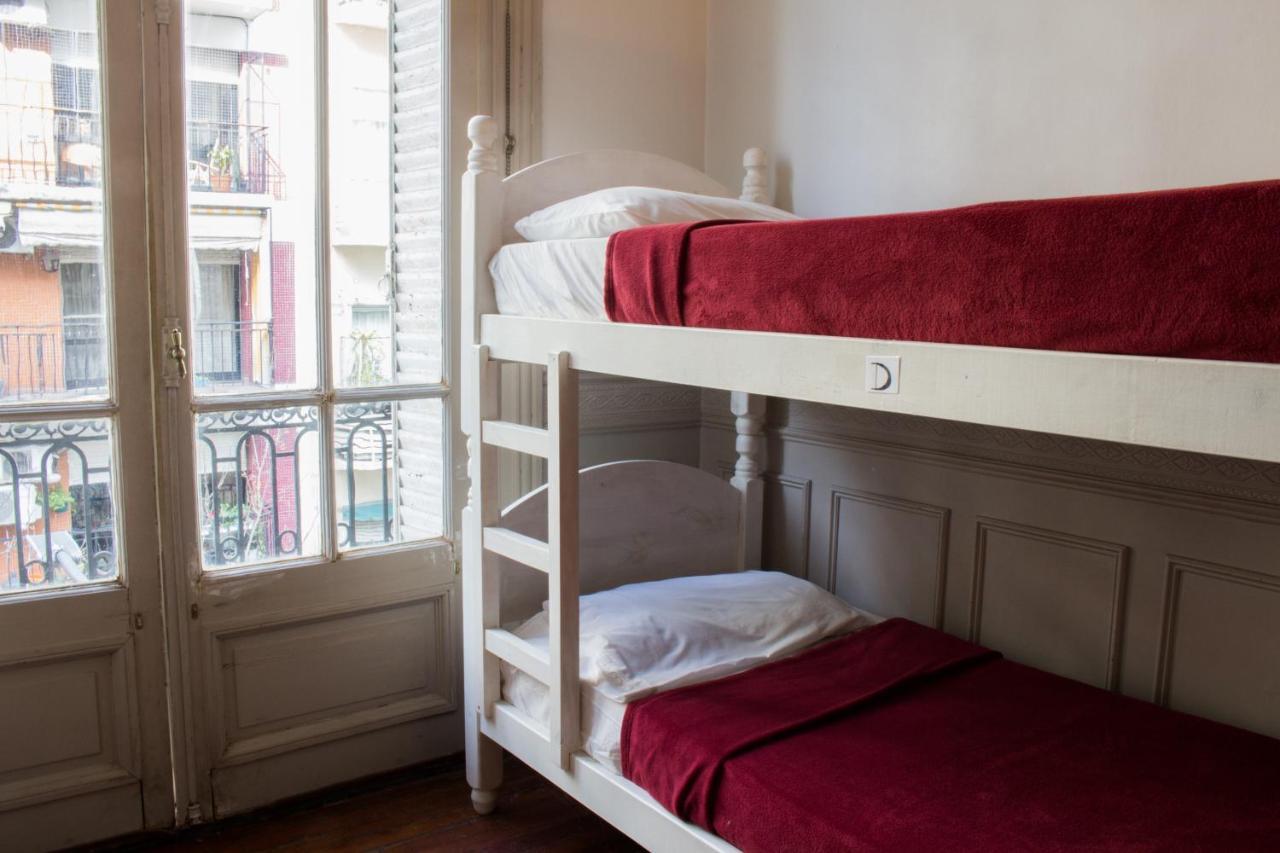 Hostel Voyage Recoleta