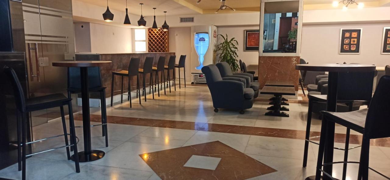 Globales Republica Hotel