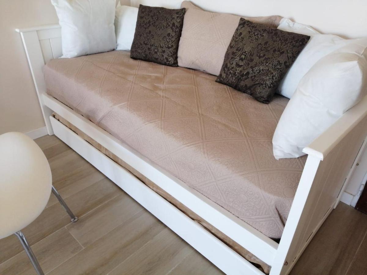 Apartment Petit En Avenida Belgrano Buenos Aires