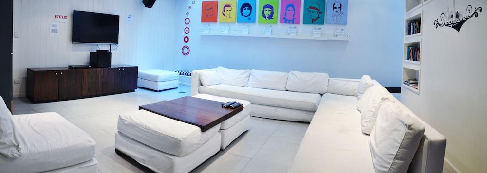 Hostal America Del Sur *