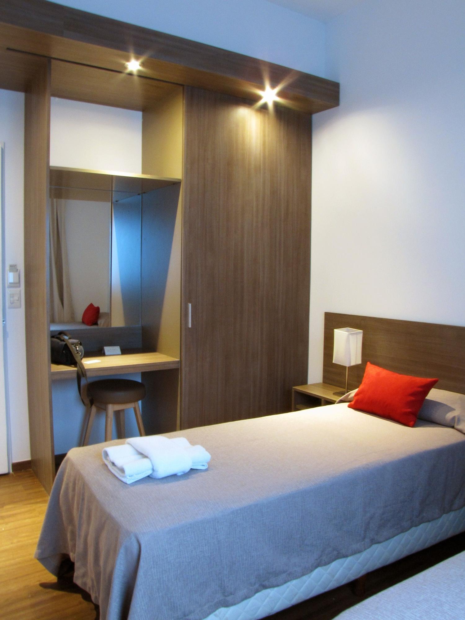 Milan Hotel 2*