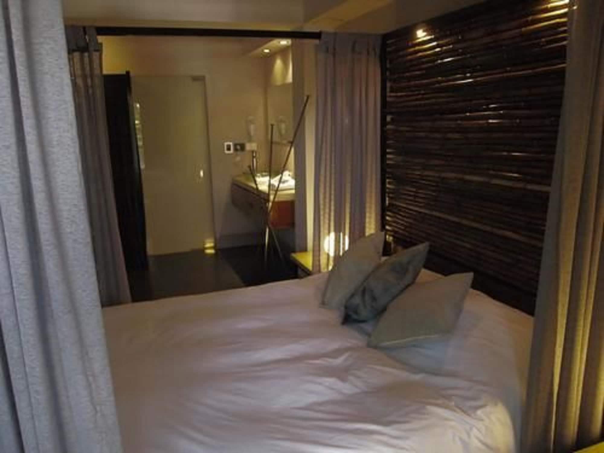 Prodeo + Lounge 4*