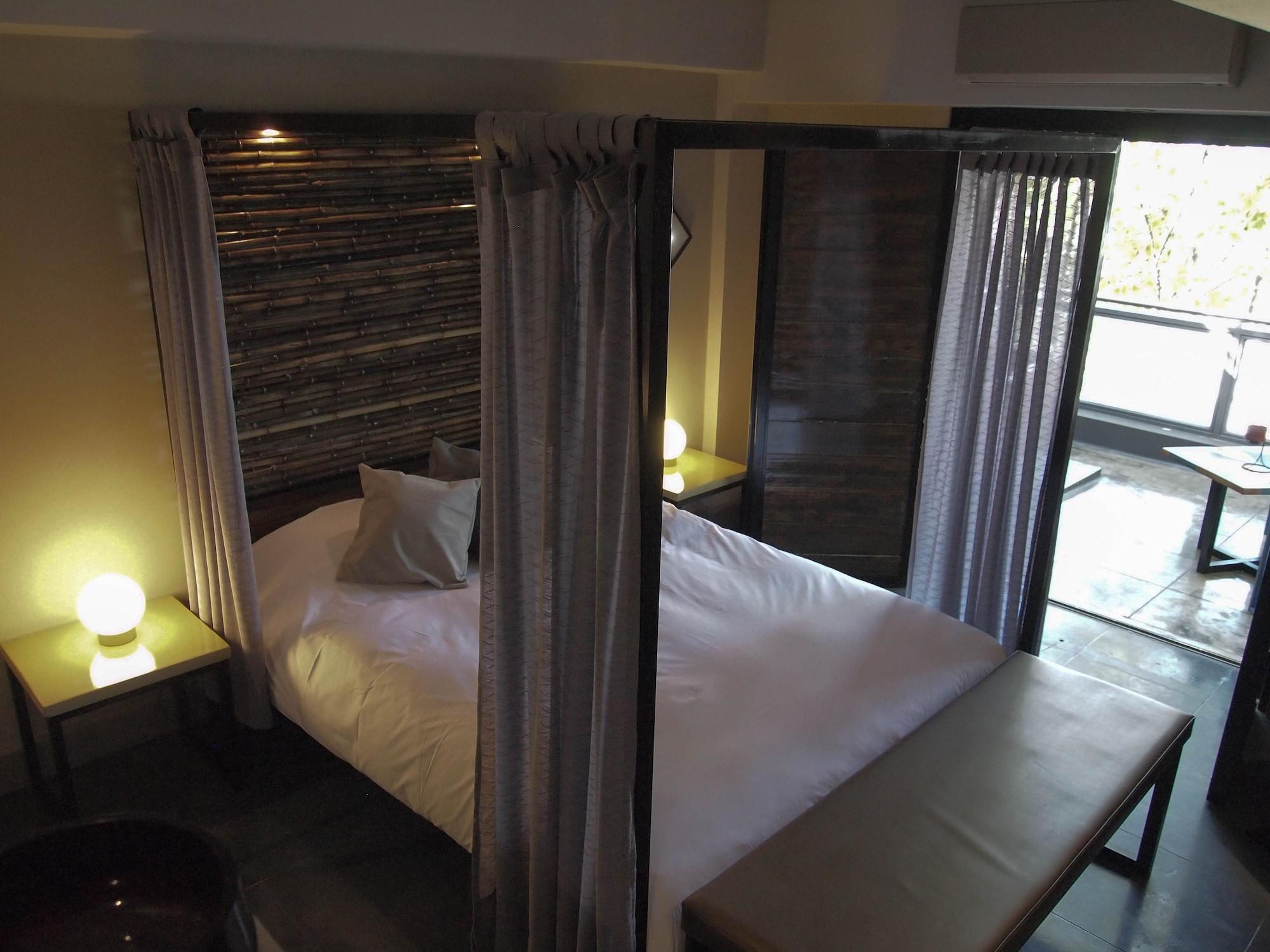 Hotel Prodeo + Lounge 4*