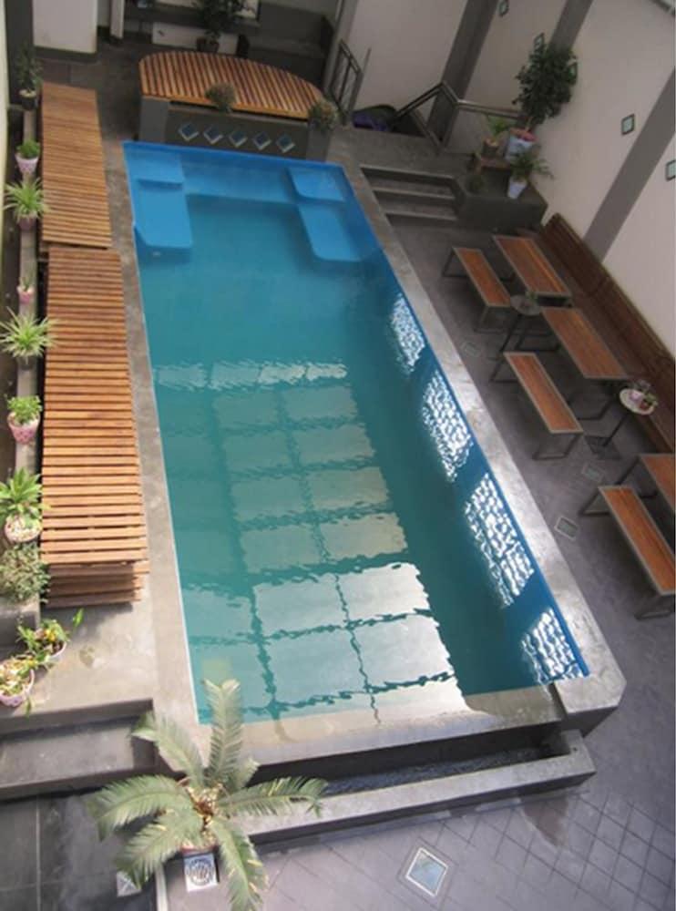 Hotel Prodeo + Lounge
