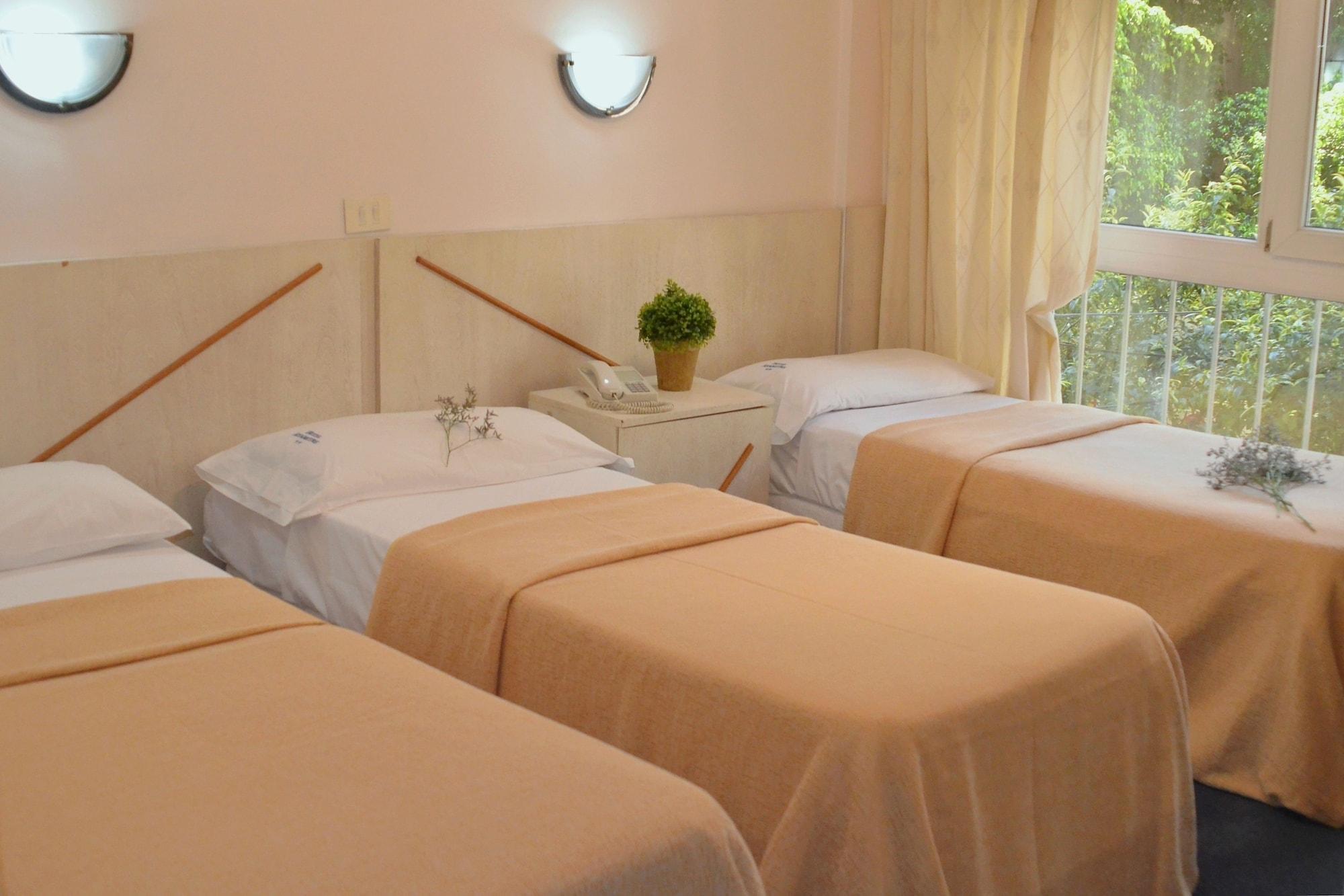 Hotel Ayamitre 2*