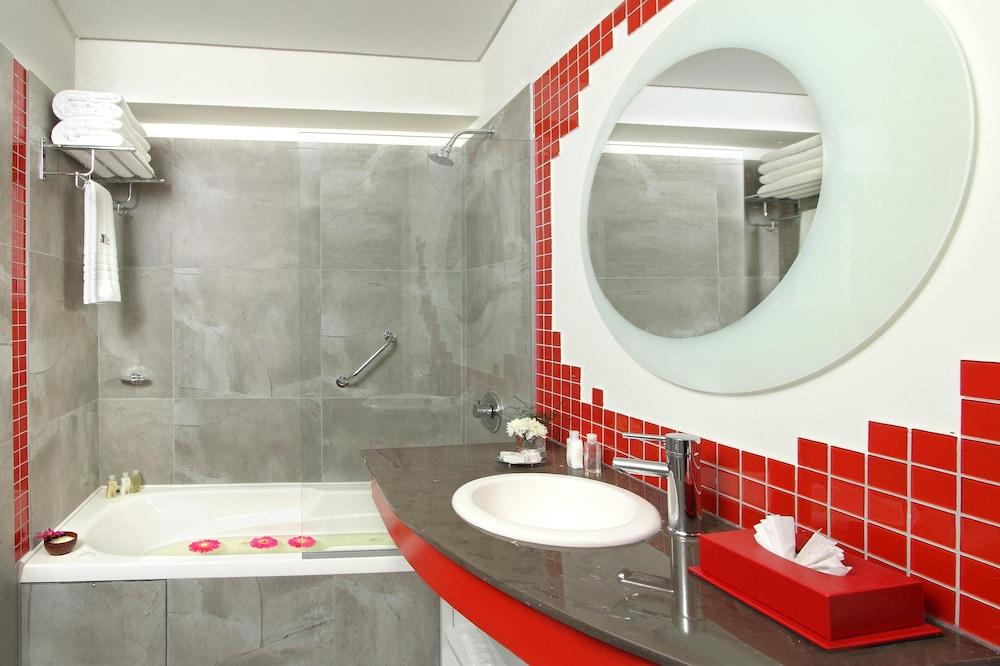 Ba Sohotel Hotel 4*