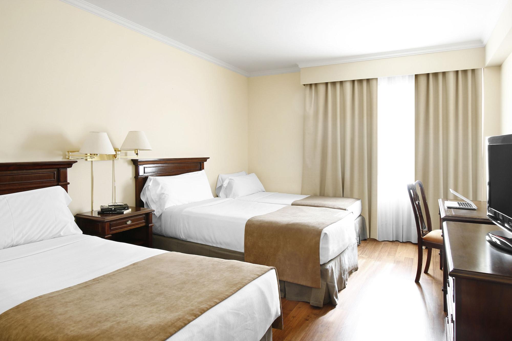 Cyan Americas Towers Hotel 4*