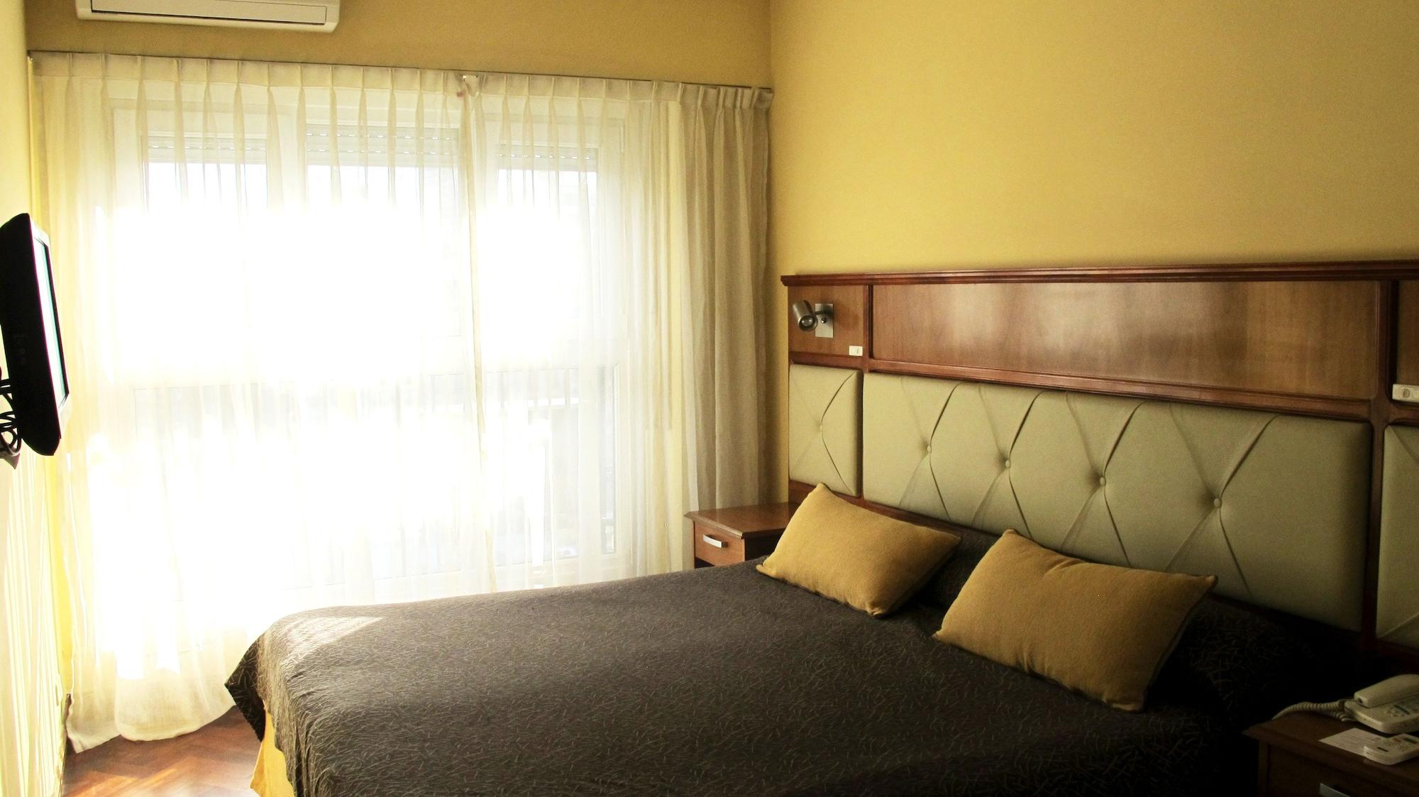 Hotel Embajador Buenos Aires