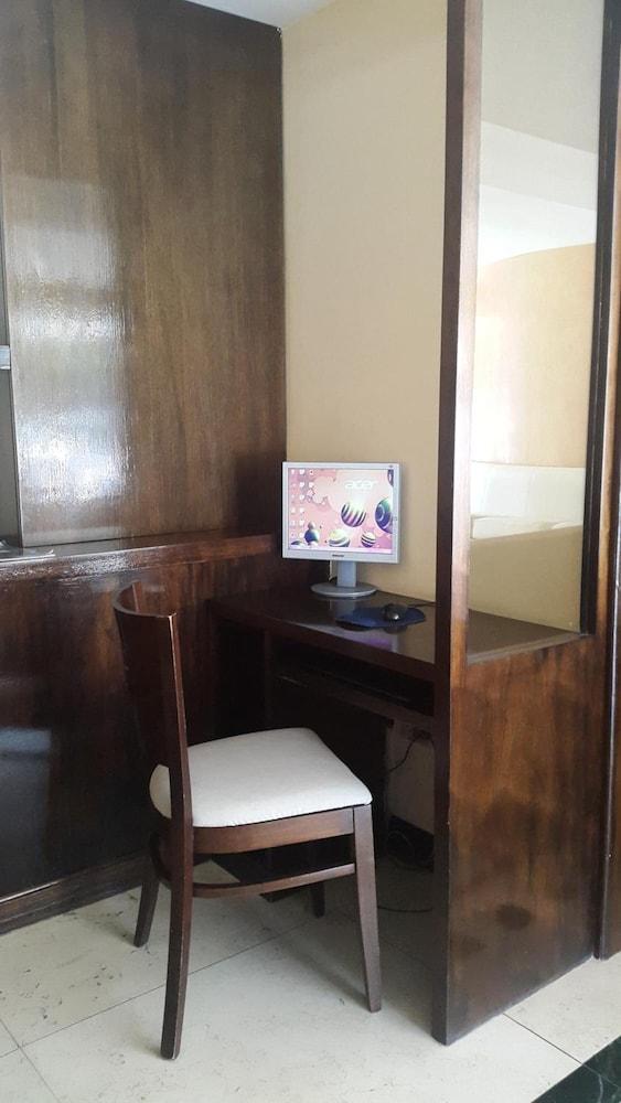 Hotel Embajador Buenos Aires