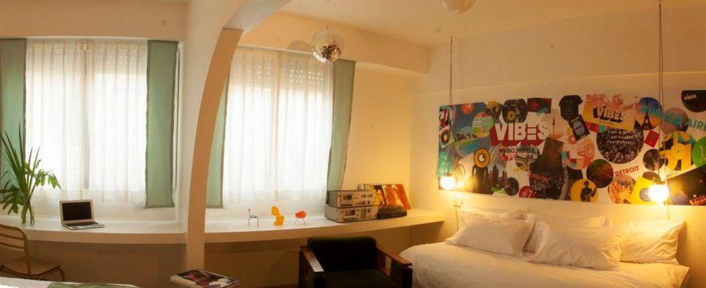 Vibes Music Hotel 3*